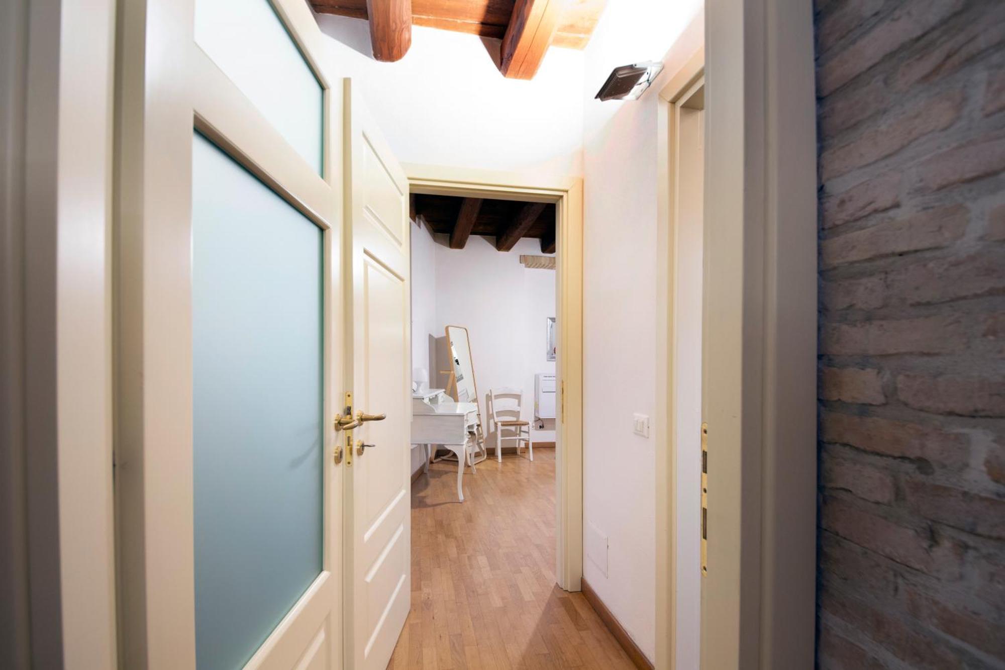 Suite Martini Al Castello Cagliari Habitación foto